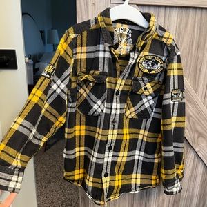 Boys flannel button down, size 6-7